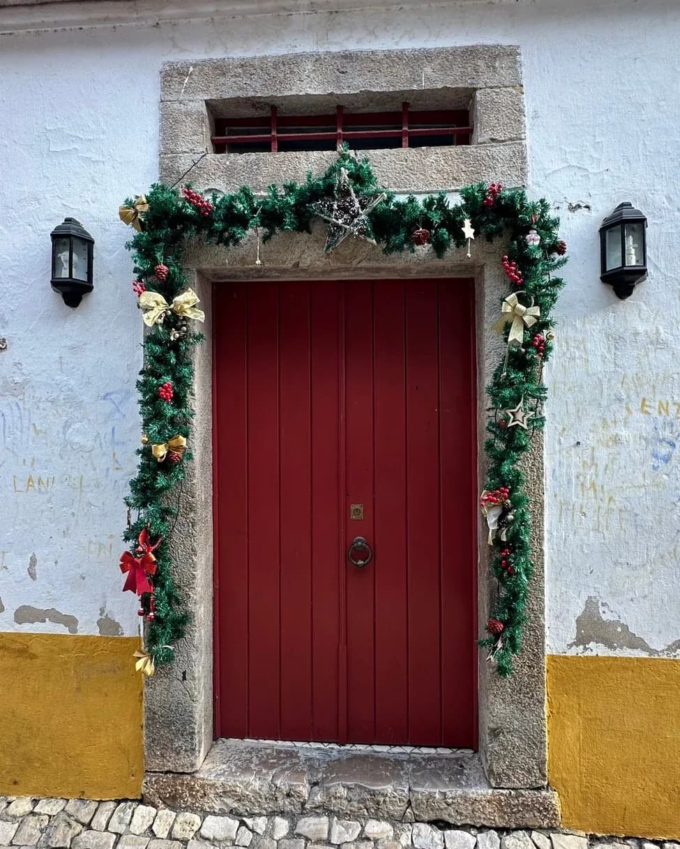 Le village fortifié d'Óbidos pendant les fêtes de fin d'année
